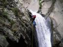 Descenso en rápel en las Gorgas del Llech